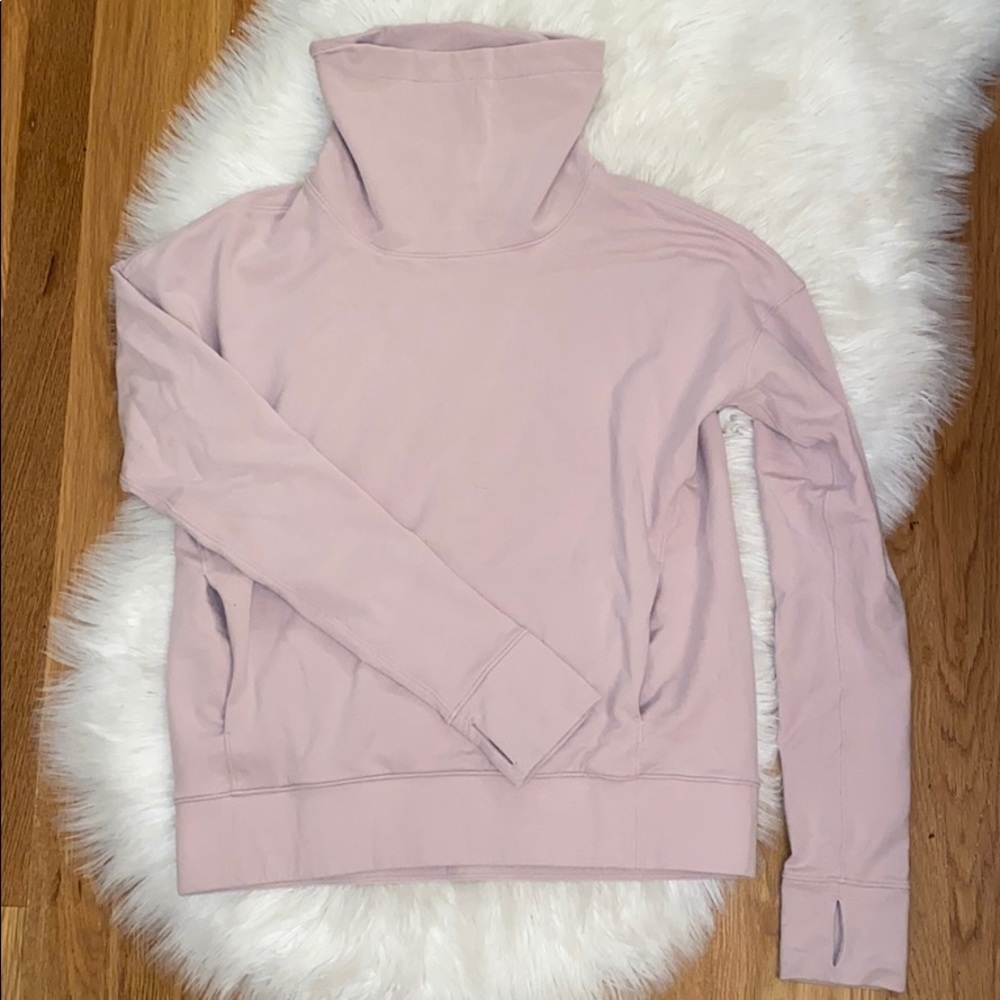 🛑🛑SOLD🛑🛑Lululemon Sweatshirt with TurtleNeck